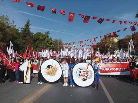 Vatan Partisi CKD ve TGB önderliğinde 100 yılda 100 bin kişi yürüdü