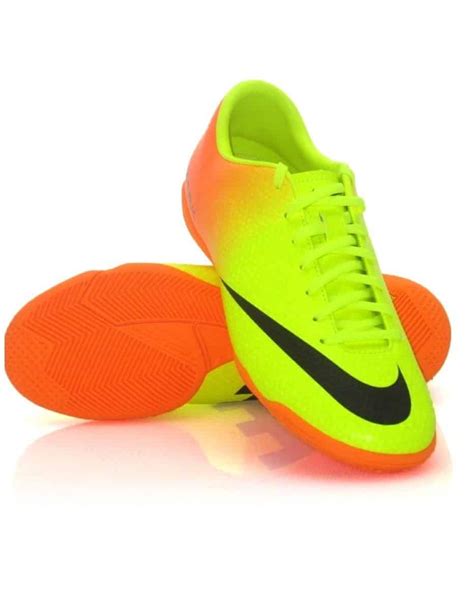 Best Indoor Soccer Shoes and Cleats [2024 Review] | AthleticLift