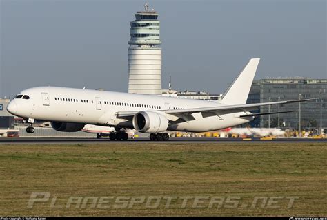 Oe Lpl Austrian Airlines Boeing Dreamliner Photo By Wolfgang