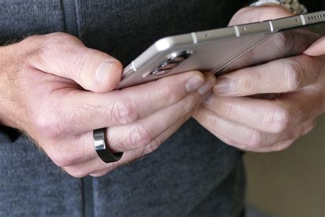 Oura Ring 4 vs. Samsung Galaxy Ring: which should you buy? | Digital Trends