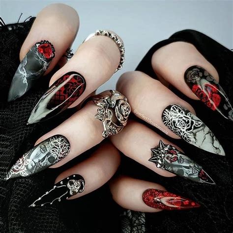 Goth Nail Google Search Gothic Nails Nail Art Halloween Nail Designs