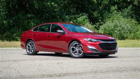 2019 Chevy Malibu packs a darker look with new RS package - Roadshow