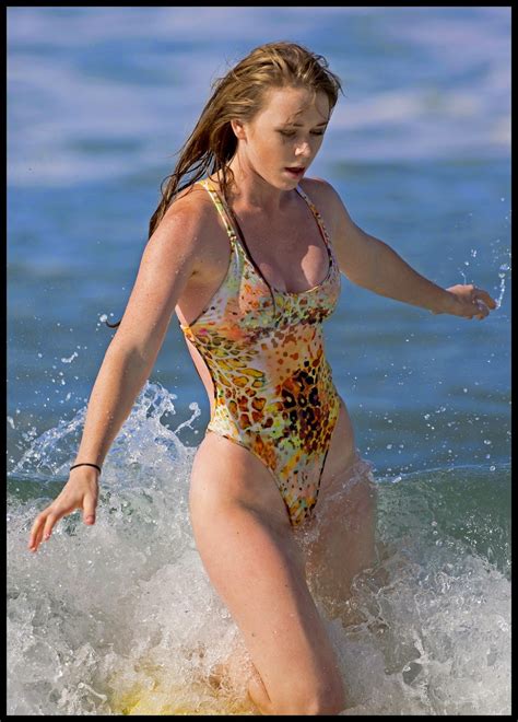 Fotos De Chicas Mujeres En Microbikinis Mujeres Sexys En Bikini