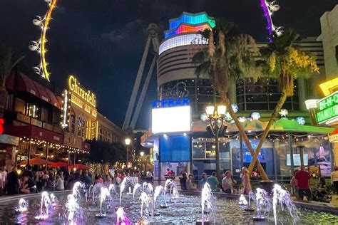 Descubre el paraíso en LINQ Promenade Las Vegas Deslúmbrate con