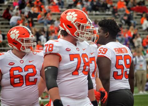 Clemson Tigers' Freshman OL Blake Miller Inching Closer Towards Earning Starting Spot - Sports ...