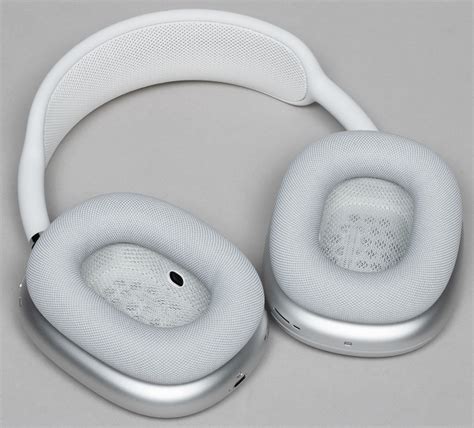 Обзор накладных наушников Apple AirPods Max
