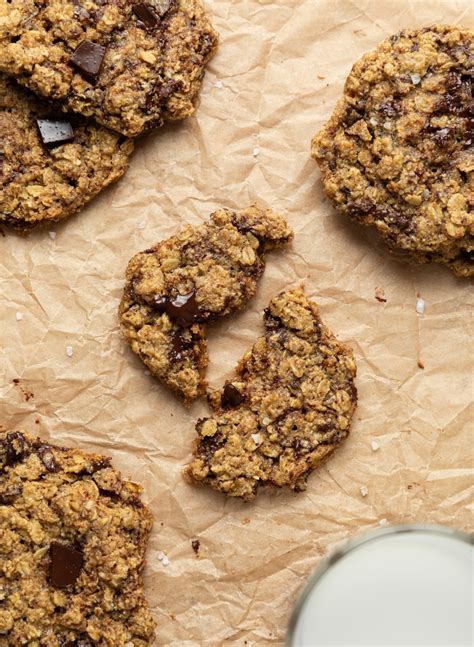 Oatmeal Chocolate Chip Cookie Recipe Crispy Soft And Chewy