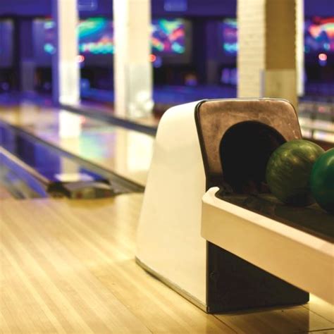 Finsbury Square Bowling Green (Bowling Alley) in Chiswell Street, London Address, Phone Number ...