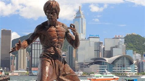 Bruce Lee Entra Nel Mito Almanacco