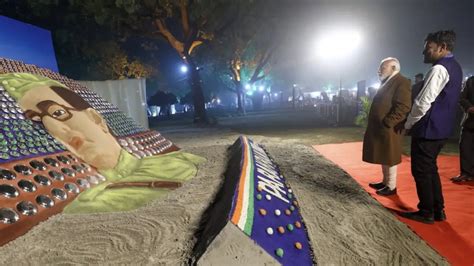 Pm Modi Praises Sudarsan Pattnaiks Parakram Diwas Sand Art At Red Fort