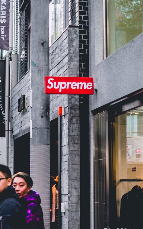 Download Dope Supreme Japan Store Wallpaper