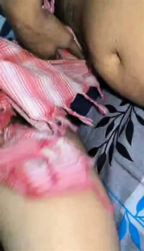 Mature Aunty Give Husband S Friend