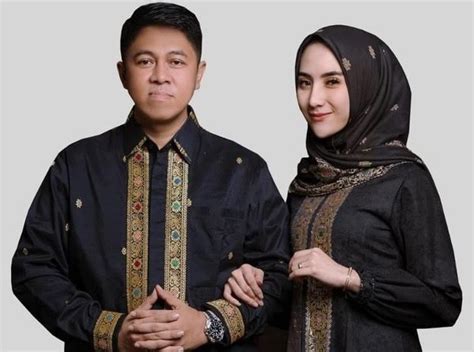 Mengenal Adelia Putri Salma Selebgram Lulusan S Yang Menjadi Sindikat