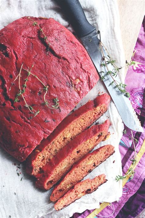 Beet Bread With Garlic And Thyme Whole Wheat And No Knead Beet Recipes Beetroot Recipes Beet