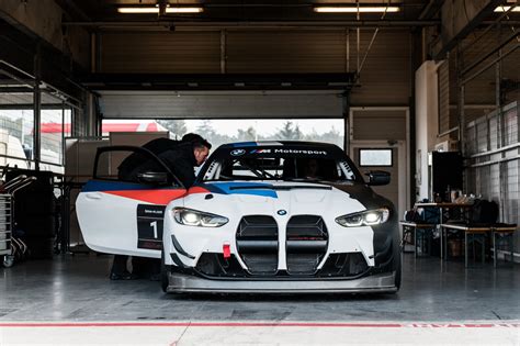 Bmw M4 Gt4 G82 Šenkýř Motorsport