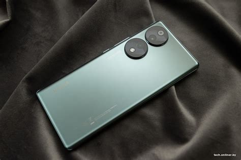 Обзор «доступного флагмана» — смартфона Honor 70
