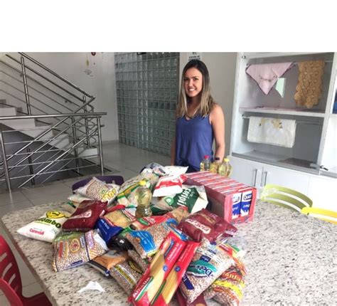 Doação De Alimentos Associação Vida Viva Varginha