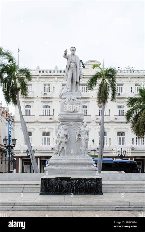 Statue of José Martí Parque Central Havana Cuba Stock Photo Alamy