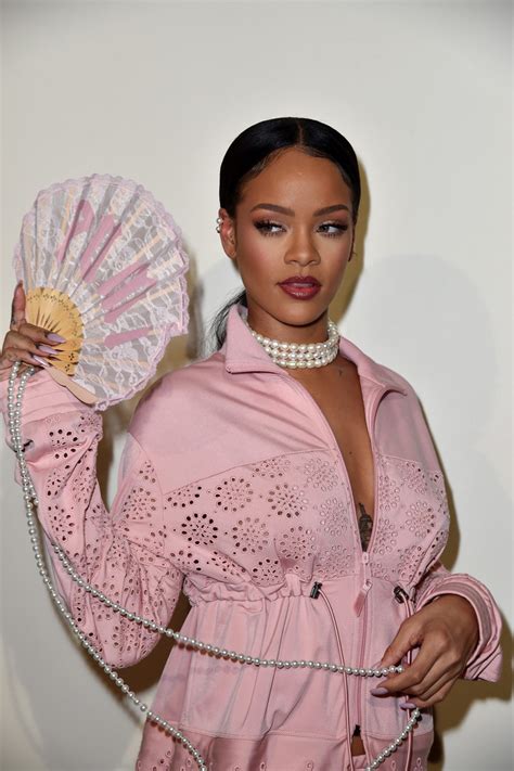 Fenty Beauty: Everything We Know About Rihanna's Makeup Line (So Far ...