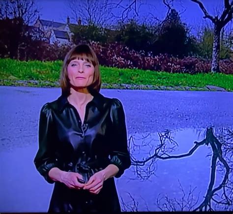 Julie Reinger Reads Weather On BBC Look East In Leather Dr Flickr