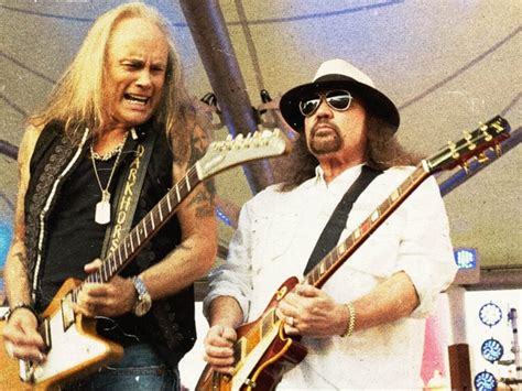 Tribute For Lynyrd Skynyrd Guitarist Gary Rossington