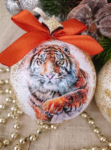 Шар новогодний Тигр символ 2022 года в интернет-магазине на Ярмарке ...