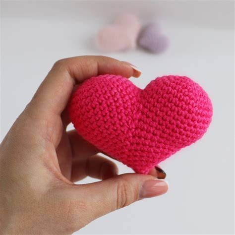 Amigurumi Crochet Heart Pattern 3 Sizes Big 23 In6 Cm Etsy