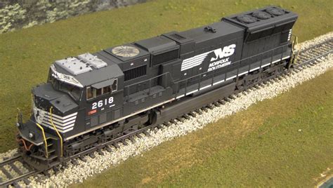 Athearn Genesis Norfolk Southern SD70M w/ Flared Radiators NS #2618 ...