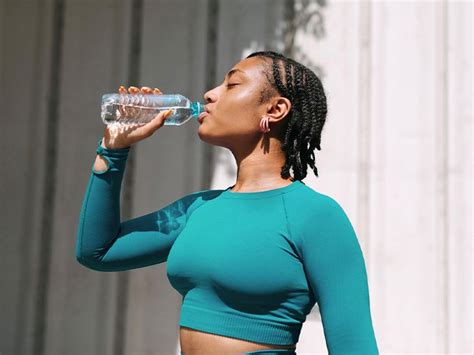 How Much Water Should You Drink Per Day Artofit