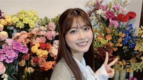 「こんなに美人で笑顔が似合う人間いるのか 」“めるる”こと生見愛瑠、花々に囲まれた一枚にファンから「来週まで待ちきれない！」の声続々