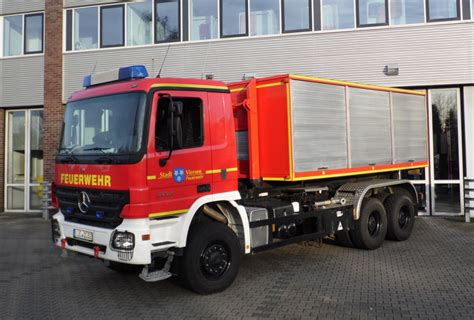 Wechselladerfahrzeug Wlf Der Freiwilligen Feuerwehr Viersen