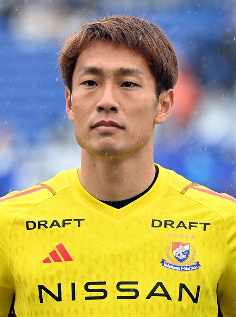 【横浜】gk一森純が同点ゴールをアシスト、横浜gkでは過去に川口能活、飯倉大樹が記録 J1写真ニュース 日刊スポーツ