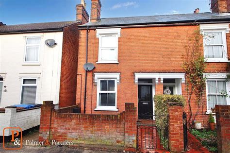 Lacey Street Ipswich Suffolk Ip4 3 Bed Semi Detached House £220 000