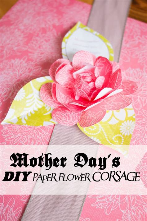 Tutorial Mothers Day Wrist Corsage Scrap Booking