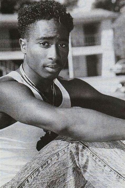 Curly hair Tupac | Tupac shakur, Tupac pictures, Tupac photos