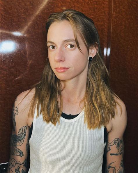 Julien Baker Beautiful Girlfriend Julian Baker Girl Crushes