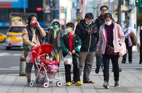 4日水氣增合歡山可能下雪 氣象署：負北極振盪對台影響有限 生活 中央社 Cna