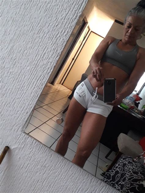 Pin By Alejandra Quevedo On Ejercicio Salud Gym Mirror Selfie Selfie