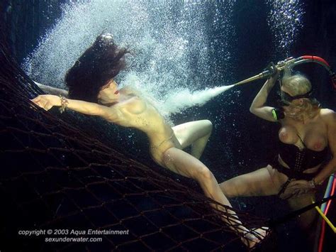 Underwater Hotties Vol E Unwtr R Porn Pic