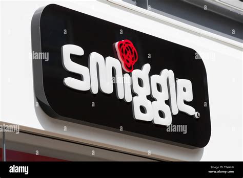 Smiggle retail shop hi-res stock photography and images - Alamy