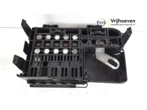 Fuse Box Opel Corsa D 13 Cdti 16v Ecoflex 13185560 Gm