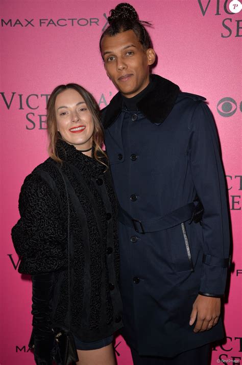 Stromae Et Son Pouse Coralie Barbier Lors Du Photocall Du Victoria S