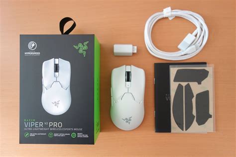 Razer Viper V2 Pro Gaming Mouse Review Packaging Weight Cable