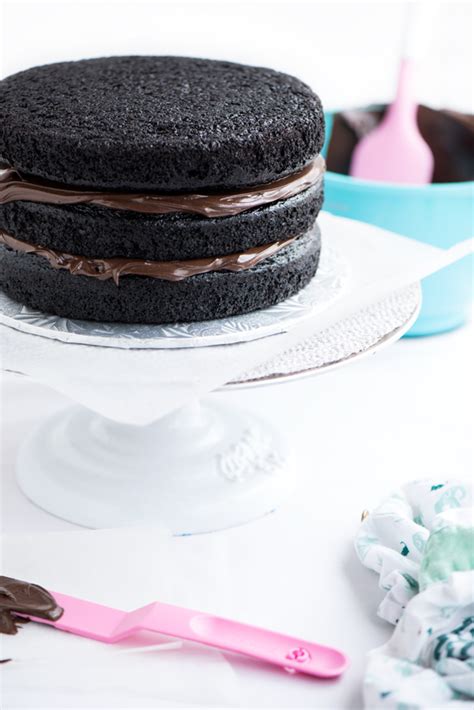 Dark And Dreamy Chocolate Fudge Layer Cake Sweetapolita™