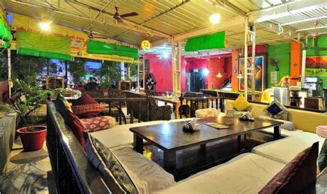 16 Best Cafes in Delhi for Couples, Cafe for Couples in Delhi - Treebo