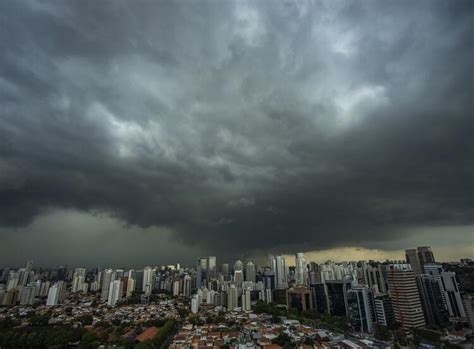 Temporais persistem no Brasil até o fim da semana Climatempo