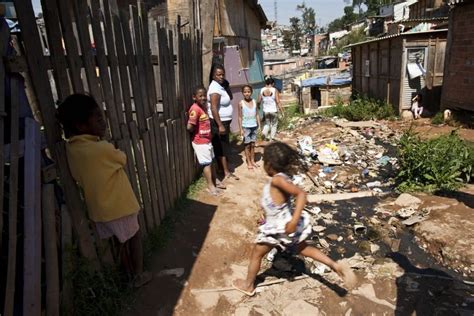 Falta De Saneamento B Sico Ocasionou Mais De Mil Interna Es No Rio