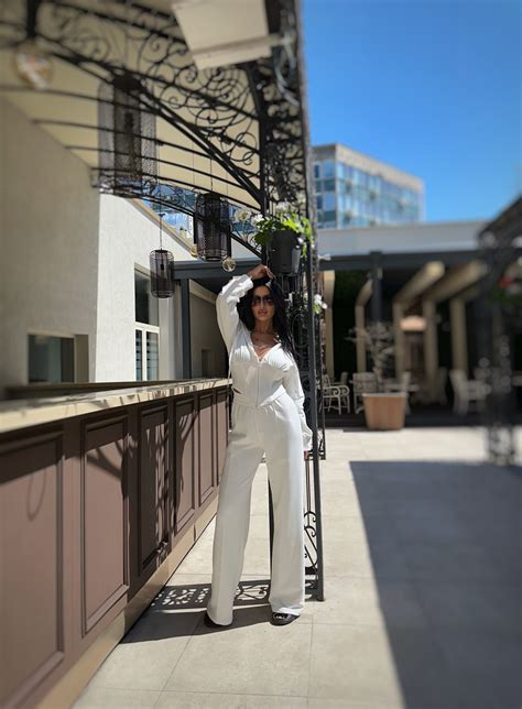 Annys Set Babe You Shine Like A Queen