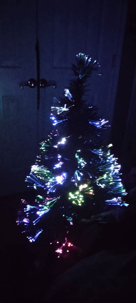 Set up my light up Christmas Tree. by Jev12345 on DeviantArt