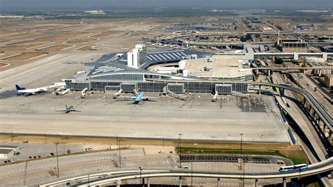 Dallasfort Worth International Airport Is A 3 Star Airport Skytrax